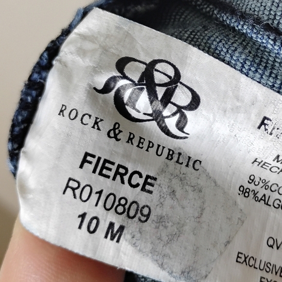 Rock & Republic Fierce Flare Jeans Size 10 Stretch Boho Dark Wash Denim - Picture 8 of 9